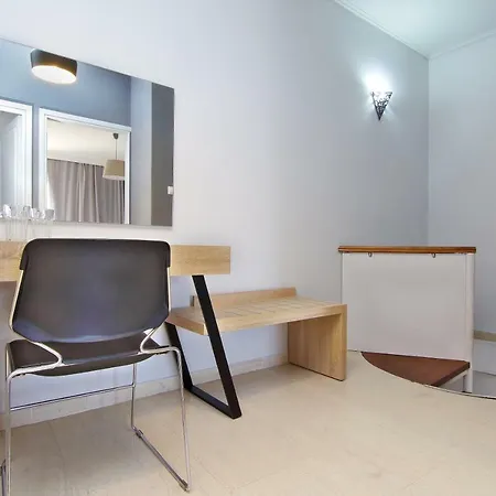 Central Apartment