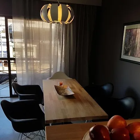Διαμέρισμα Central Apartment